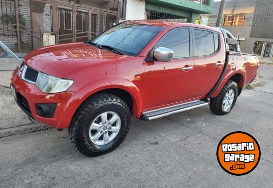 Camionetas - Mitsubishi L200 triton 2013 Diesel 210000Km - En Venta