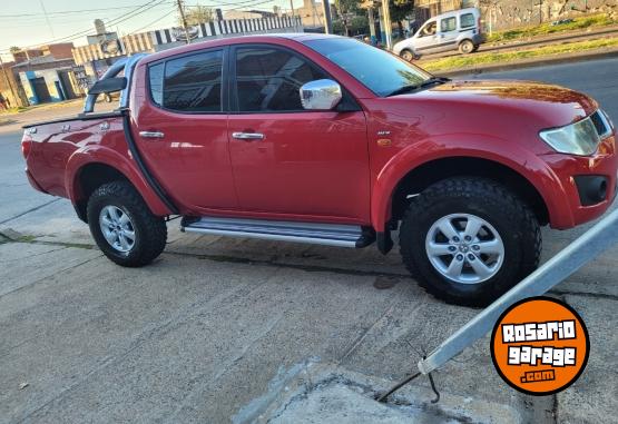 Camionetas - Mitsubishi L200 triton 2013 Diesel 210000Km - En Venta