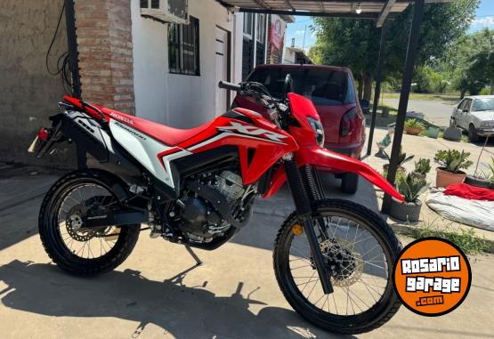 Motos - Honda Xr 300 2024 Nafta 4950Km - En Venta