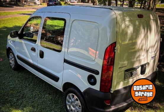 Utilitarios - Renault Kangoo 2015 GNC 133000Km - En Venta