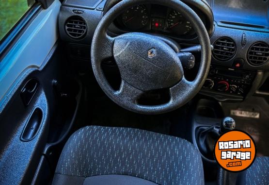 Utilitarios - Renault Kangoo 2015 GNC 133000Km - En Venta