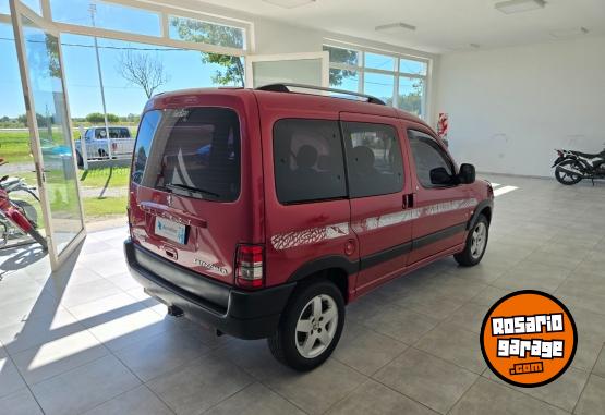 Utilitarios - Peugeot Partner patagonia 2012 Diesel 147000Km - En Venta