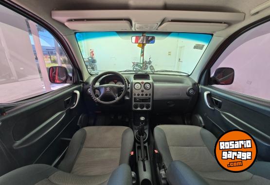 Utilitarios - Peugeot Partner patagonia 2012 Diesel 147000Km - En Venta