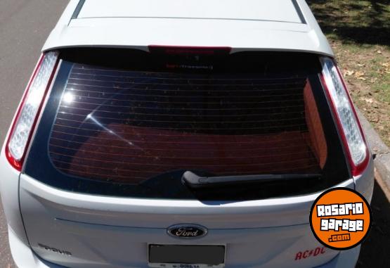 Autos - Ford FOCUS II TREND 1.6 NAFTA 2013 Nafta 133800Km - En Venta