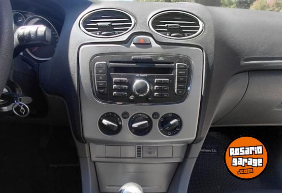 Autos - Ford FOCUS II TREND 1.6 NAFTA 2013 Nafta 133800Km - En Venta