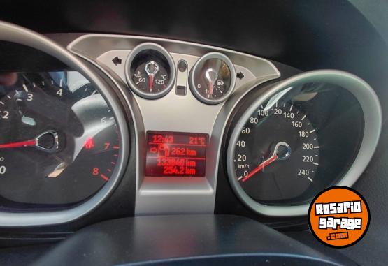 Autos - Ford FOCUS II TREND 1.6 NAFTA 2013 Nafta 133800Km - En Venta