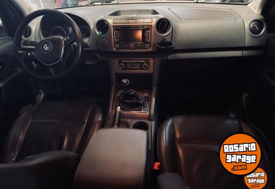 Camionetas - Volkswagen amarok 2015 Diesel 185000Km - En Venta