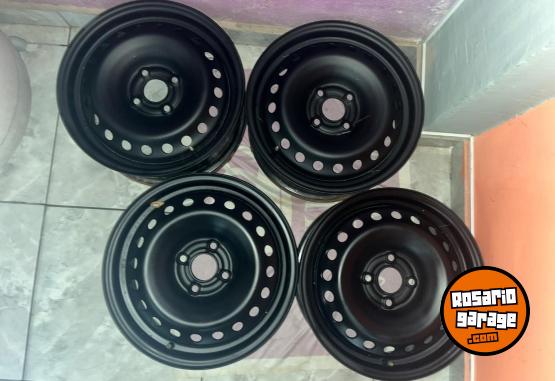 Accesorios para Autos - Llantas Chevrolet ónix 15 - En Venta