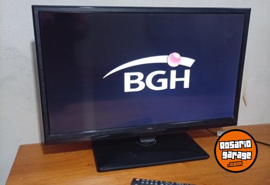 Electrónica - 3 televisores - Smart 32' Noblex - LCD 42 Hitachi - Led 28' Bgh - En Venta