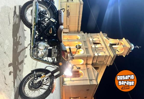 Motos - Royal Enfield Clasic 350 2024 Nafta 8000Km - En Venta