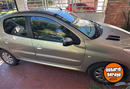 Autos - Peugeot 207 Compact 2011 Nafta 135000Km - En Venta