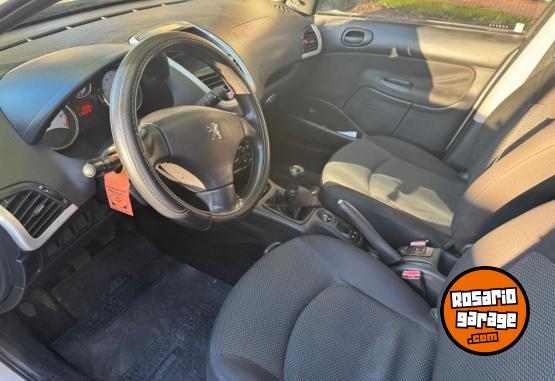 Autos - Peugeot 207 Compact 2011 Nafta 135000Km - En Venta