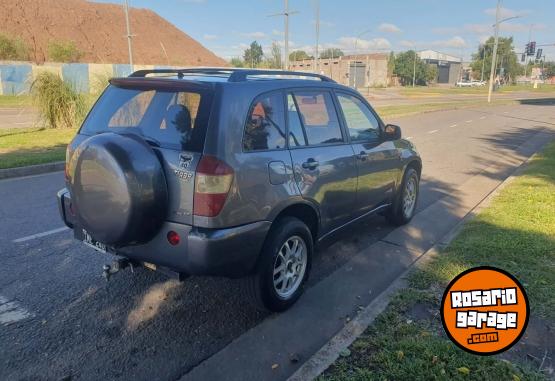 Autos - Chery Tiggo 2010 Nafta 260000Km - En Venta