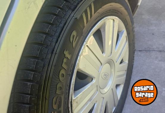 Autos - Ford FOCUS GHIA 2007 GNC 240000Km - En Venta