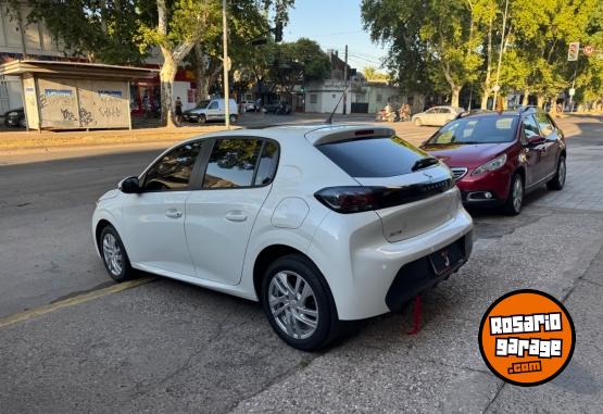 Autos - Peugeot 208 2020 Nafta 56000Km - En Venta