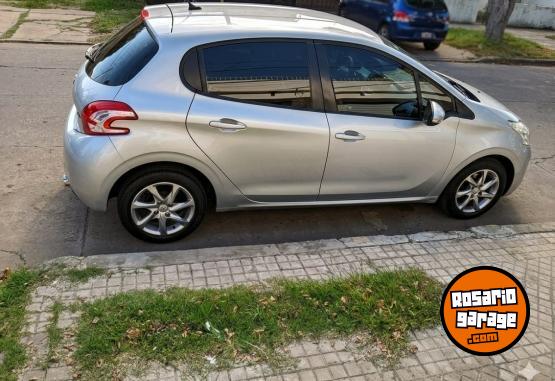 Autos - Peugeot 208 2013 Nafta 111Km - En Venta