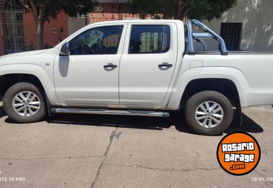 Camionetas - Volkswagen AMAROK 2.0L TDI 140 CV 2015 Diesel 135000Km - En Venta