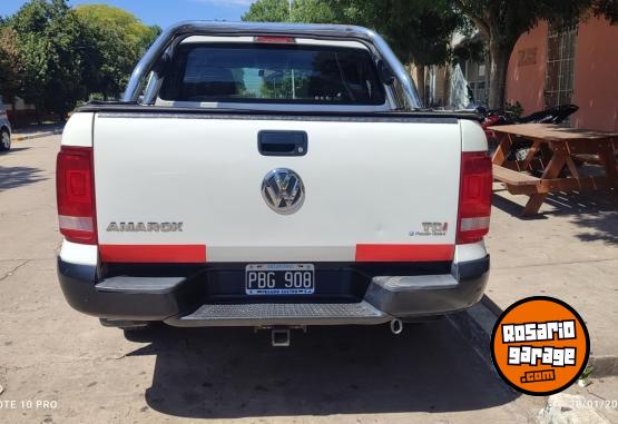 Camionetas - Volkswagen AMAROK 2.0L TDI 140 CV 2015 Diesel 135000Km - En Venta