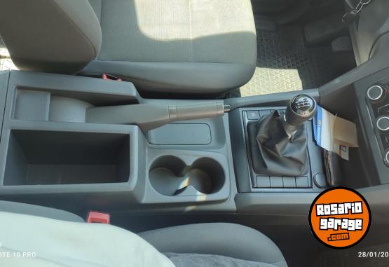 Camionetas - Volkswagen AMAROK 2.0L TDI 140 CV 2015 Diesel 135000Km - En Venta