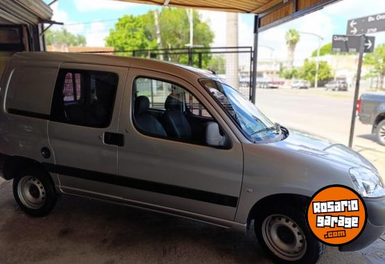 Utilitarios - Citroen BERLINGO FURGO HOMOLOGADO 2018 Diesel 130000Km - En Venta