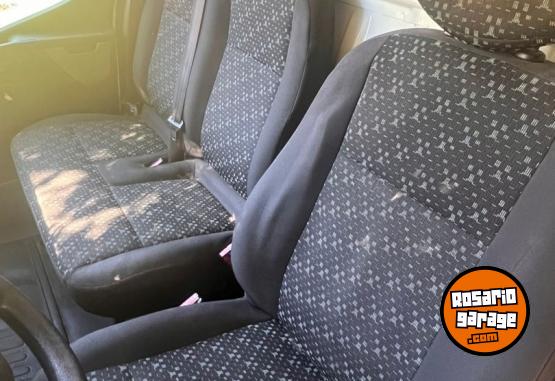 Utilitarios - Renault Master L1 H1 AA 2014 Diesel 240000Km - En Venta