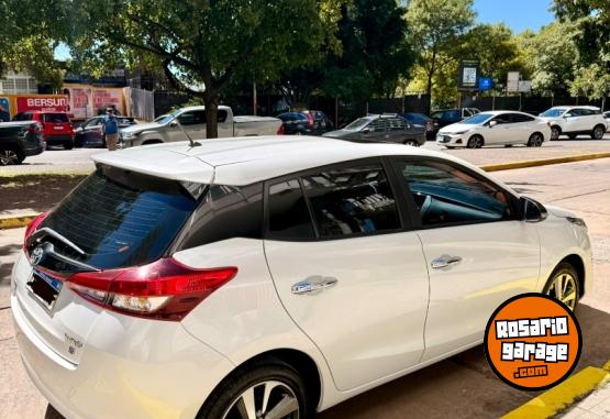 Autos - Toyota Yaris S 2021 Nafta 52000Km - En Venta