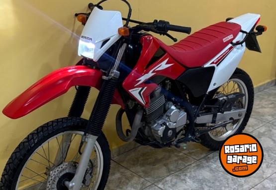 Motos - Honda tornado 2017 Nafta 15600Km - En Venta
