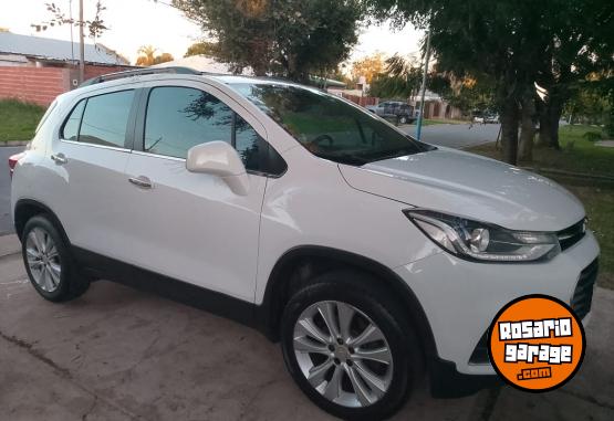 Camionetas - Chevrolet Tracker LTZ PREMIER 4X4 2017 Nafta 90000Km - En Venta
