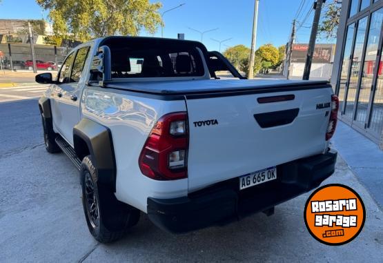 Camionetas - Toyota Hilux GR-SPORT 2024 Diesel 58000Km - En Venta