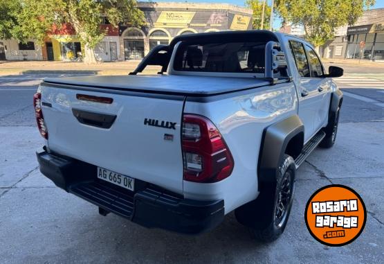 Camionetas - Toyota Hilux GR-SPORT 2024 Diesel 58000Km - En Venta