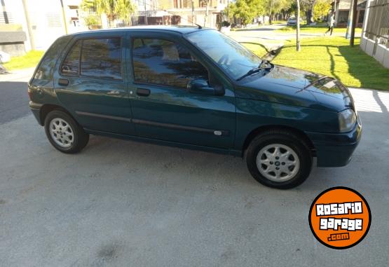 Autos - Renault Clio 1998 Nafta 176000Km - En Venta