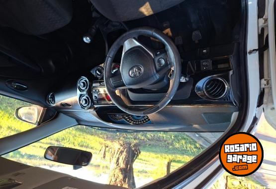 Autos - Toyota Etios 2015 Nafta 140000Km - En Venta