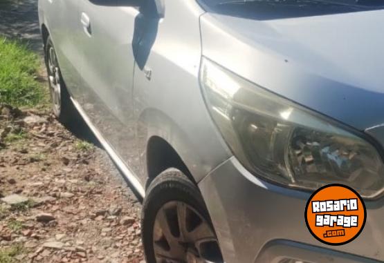 Autos - Chevrolet Spint 2013 GNC 368000Km - En Venta