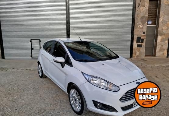 Autos - Ford FIESTA 2016 Nafta 80000Km - En Venta