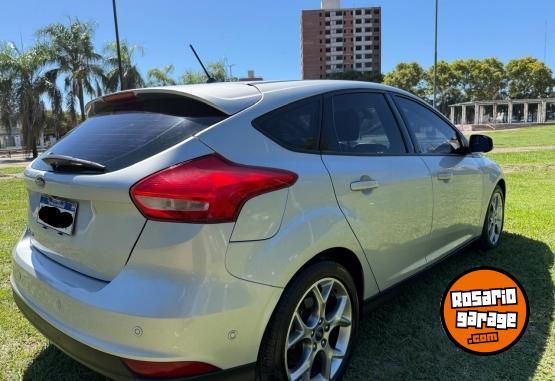 Autos - Ford Focus Se plus 2018 Nafta 94700Km - En Venta