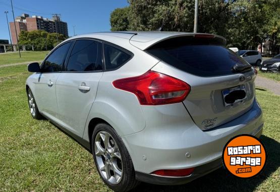 Autos - Ford Focus Se plus 2018 Nafta 94700Km - En Venta