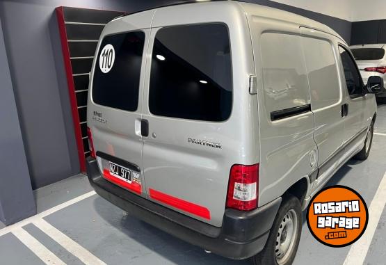 Utilitarios - Peugeot Partner 2014 Diesel 169000Km - En Venta