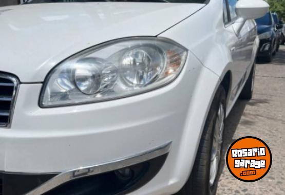 Autos - Fiat Linea full 2015 Nafta 120000Km - En Venta
