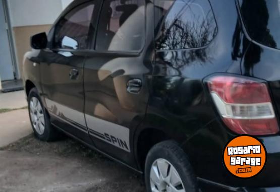 Autos - Chevrolet Spin 2013 GNC 205000Km - En Venta