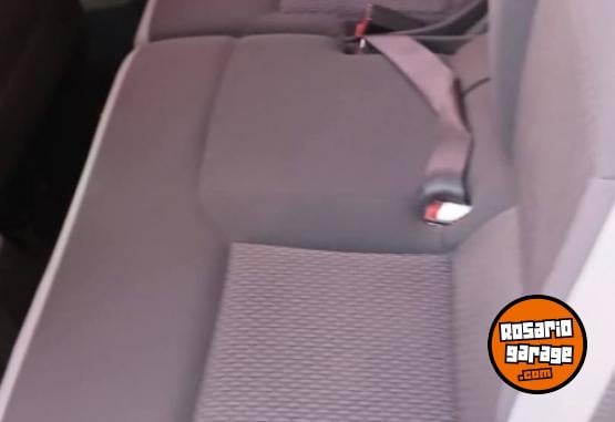 Autos - Chevrolet Spin 2013 GNC 205000Km - En Venta