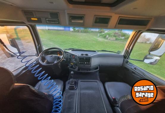 Camiones y Gr�as - MB ATEGO 1725 - En Venta