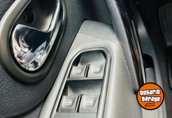 Autos - Renault Sandero 2023 Nafta 25000Km - En Venta