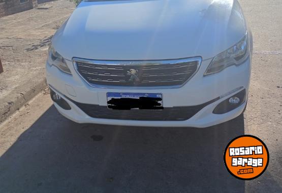 Autos - Peugeot 301 Allure plus 2017 Nafta 92700Km - En Venta