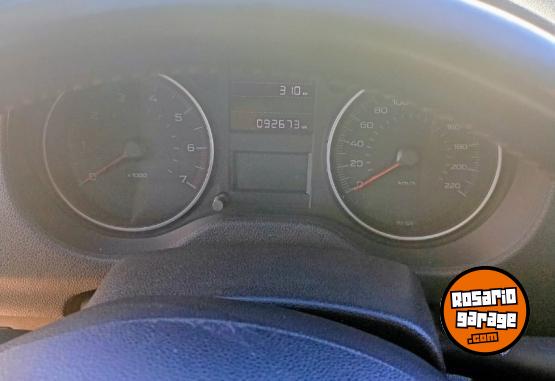 Autos - Peugeot 301 Allure plus 2017 Nafta 92700Km - En Venta