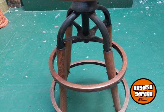 Hogar - Banqueta THONET - En Venta