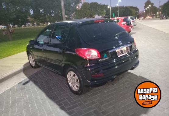 Autos - Peugeot Peugeot 207 2011 Nafta 110000Km - En Venta
