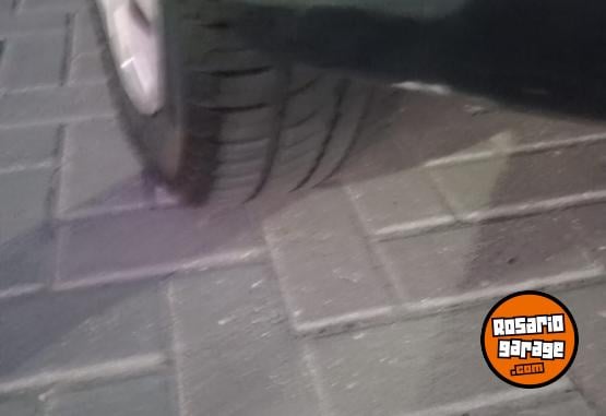 Autos - Peugeot Peugeot 207 2011 Nafta 110000Km - En Venta