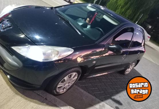 Autos - Peugeot Peugeot 207 2011 Nafta 110000Km - En Venta