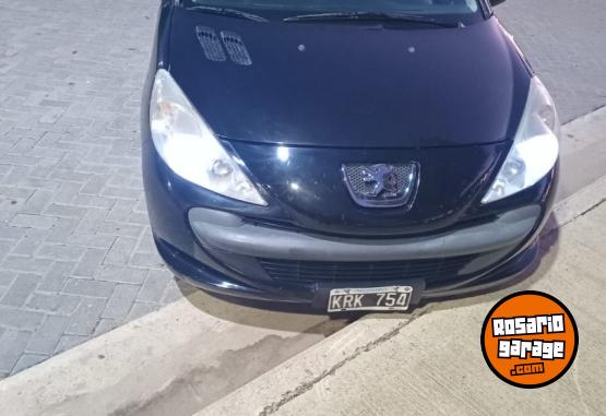 Autos - Peugeot Peugeot 207 2011 Nafta 110000Km - En Venta