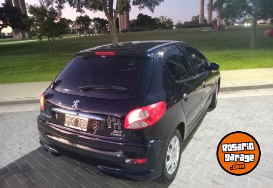 Autos - Peugeot Peugeot 207 2011 Nafta 110000Km - En Venta